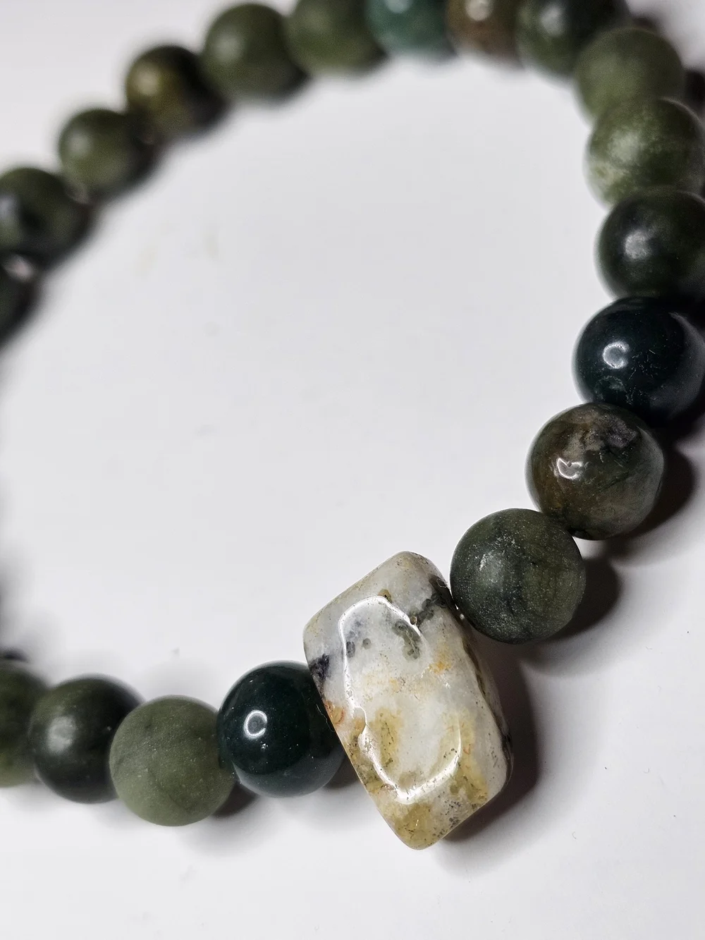 Green Moss Agate Beaded Stretch Bracelet - Natural Green Stone
